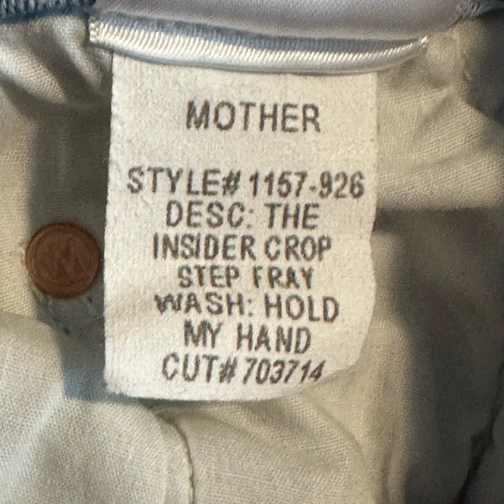Mother Denim The Insider Crop Step Fray in Hold My Hand Light Wash Size 28 Blue - Image 7