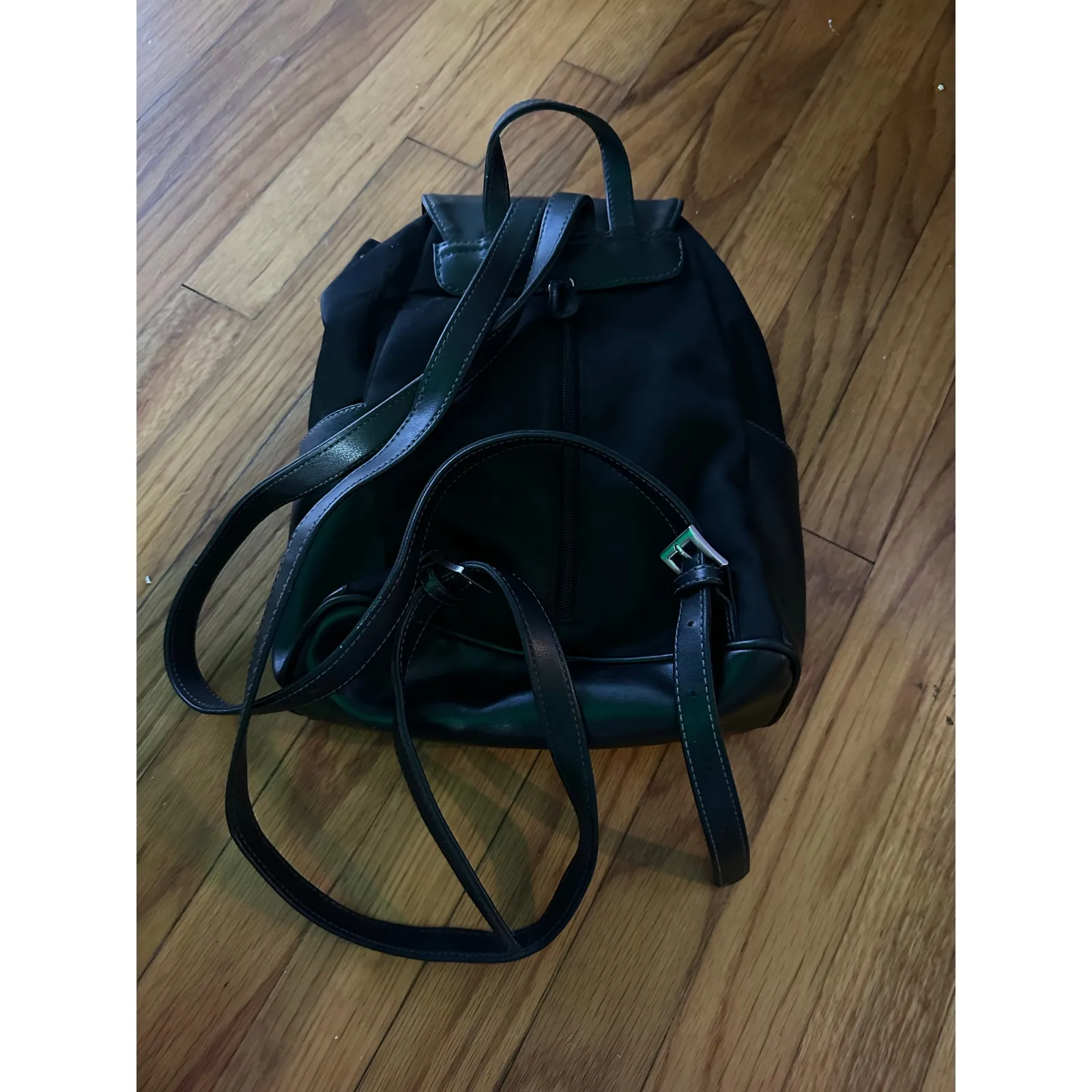 Liz Claiborne Backpack Adjustable Straps Side & Front Zip Pockets - Image 4