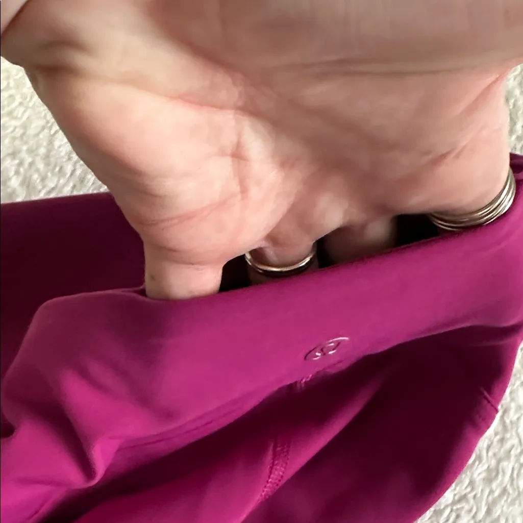 Lululemon Vibrant Magenta InStill High-Rise Tights Leggings 25" Size 10 - Image 5