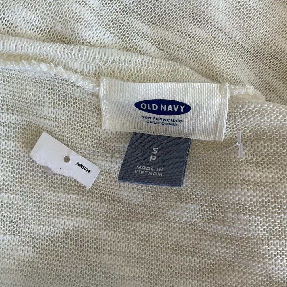 Old Navy Lightweight Crewneck Pullover Sweater - Image 5