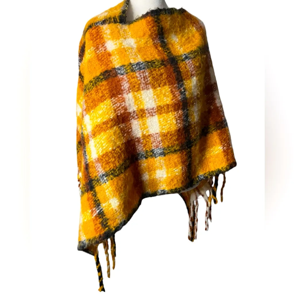 Fringed Cape Or Poncho orange brown gray Tan Size undefined - Image 2