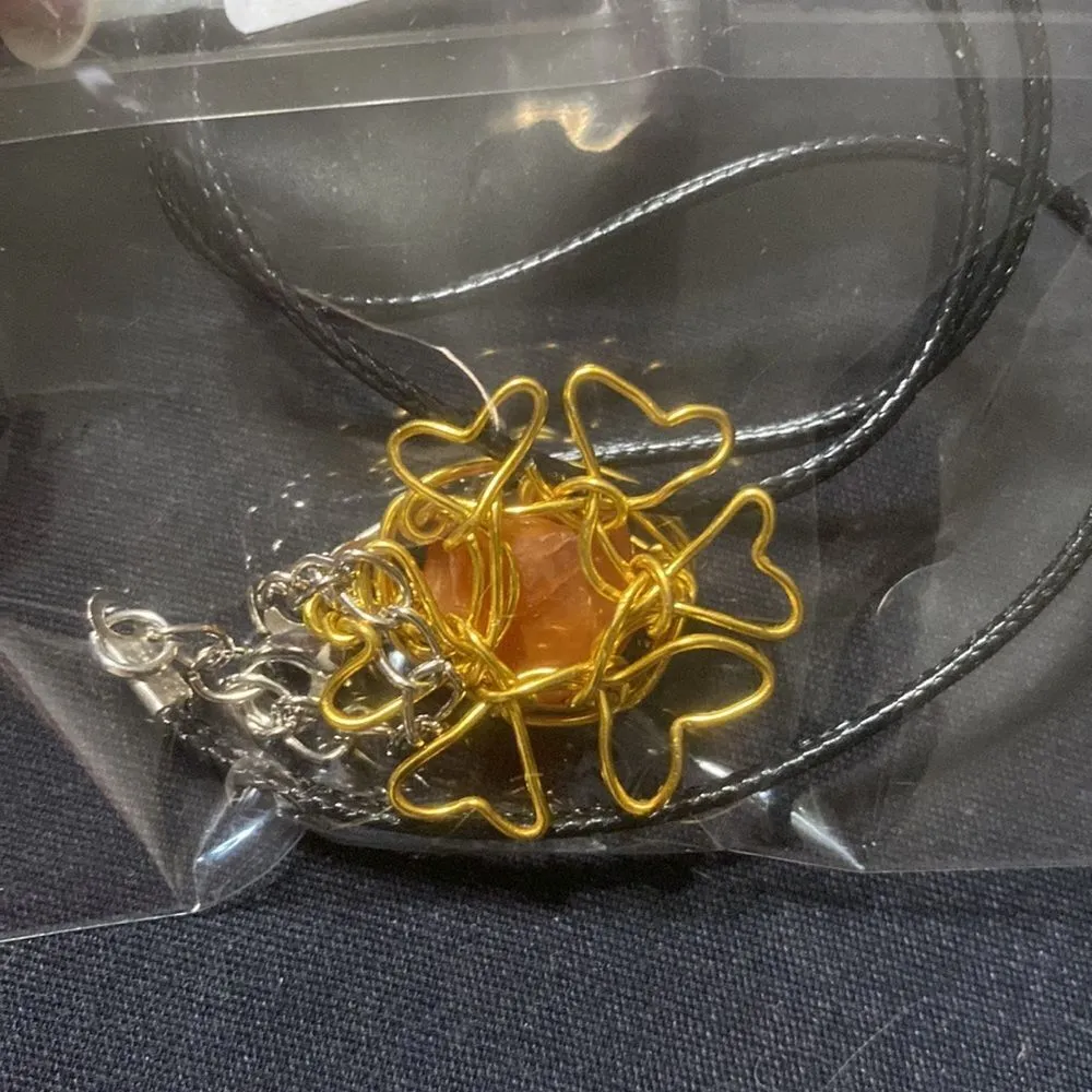 gemstone flower necklace pack of 3 White - Image 3