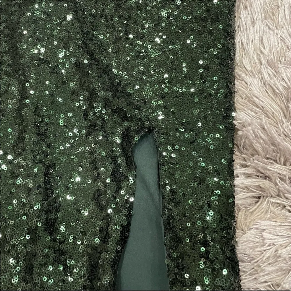 La Femme 28623 Green Sequin Halter Two Piece Sz 2 - Image 9