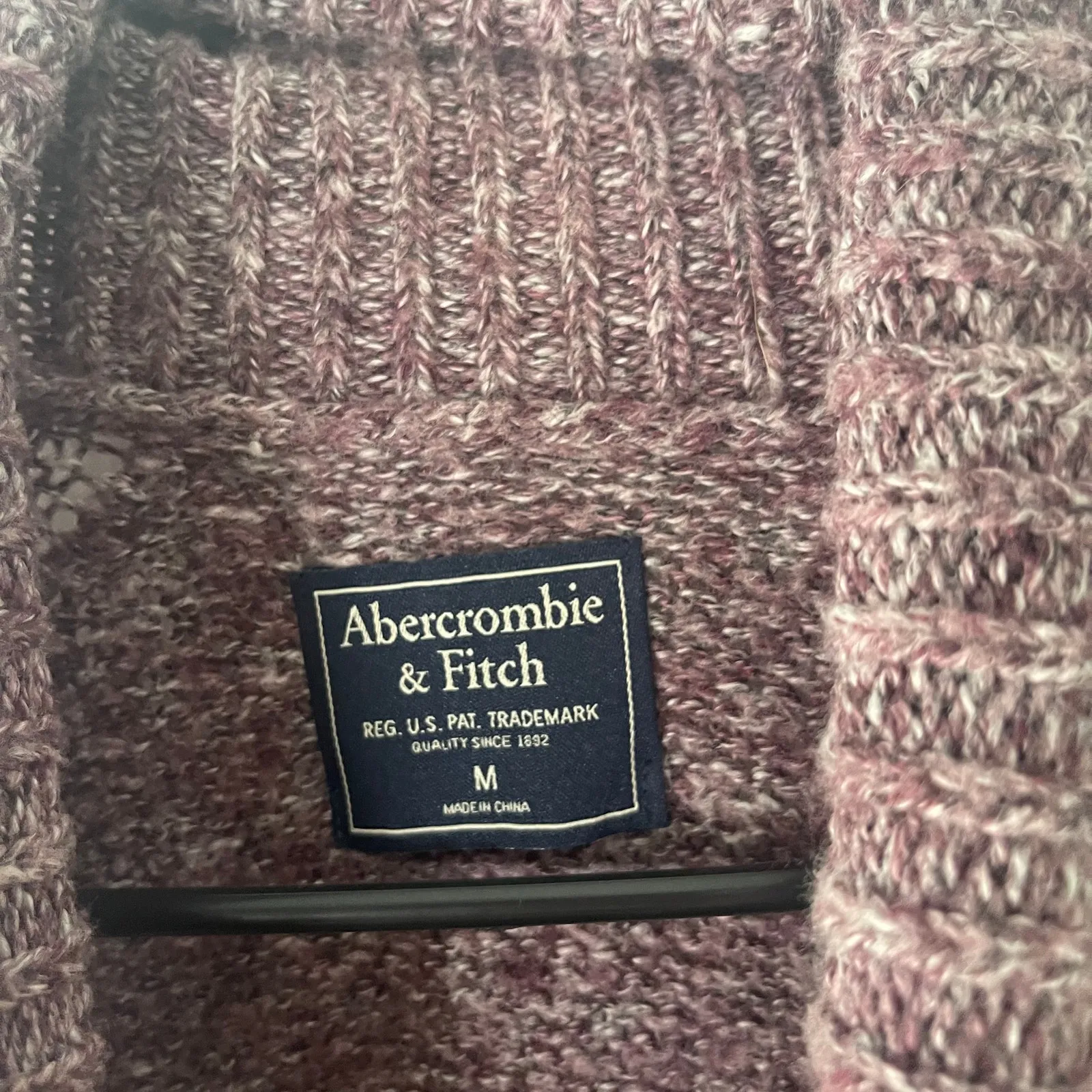 Abercrombie & Fitch Size Medium Purple Knit Cowl Neck Sweater Preppy Academia - Image 7