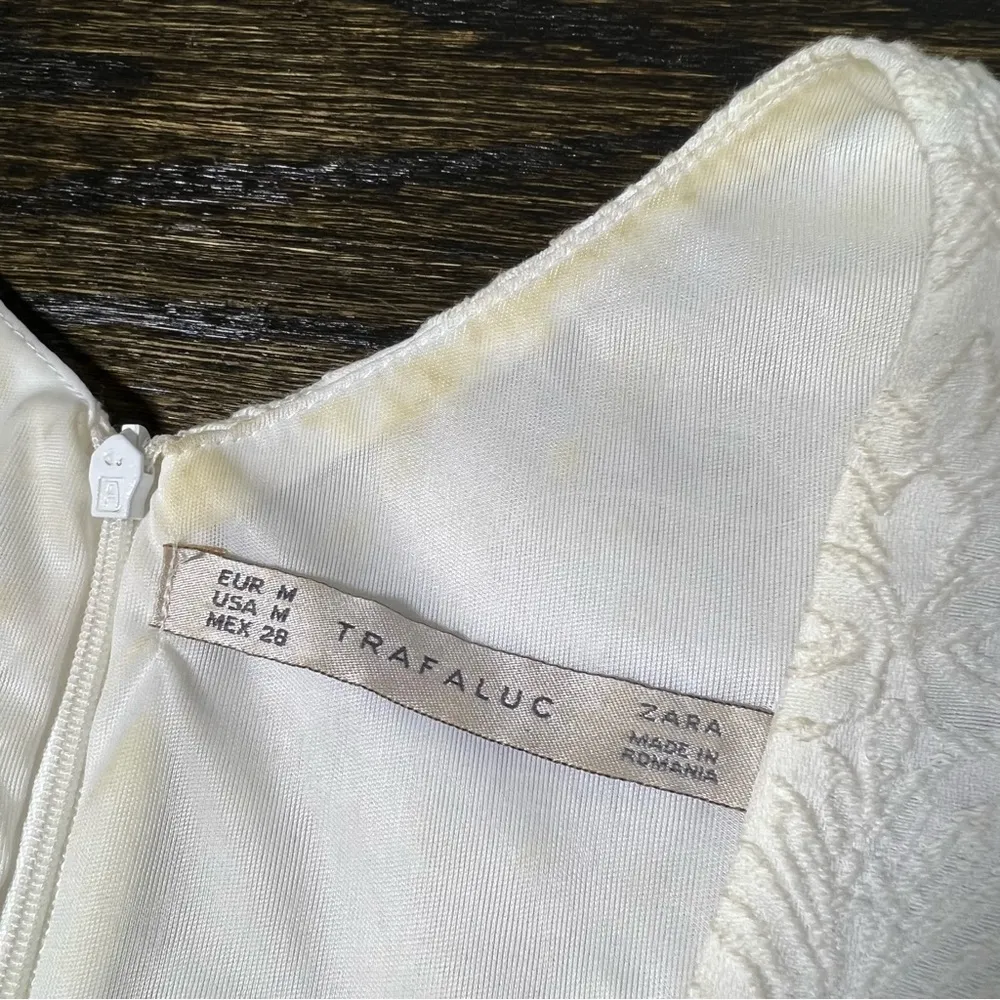 Zara White Textured Back Zip Dress - Image 14