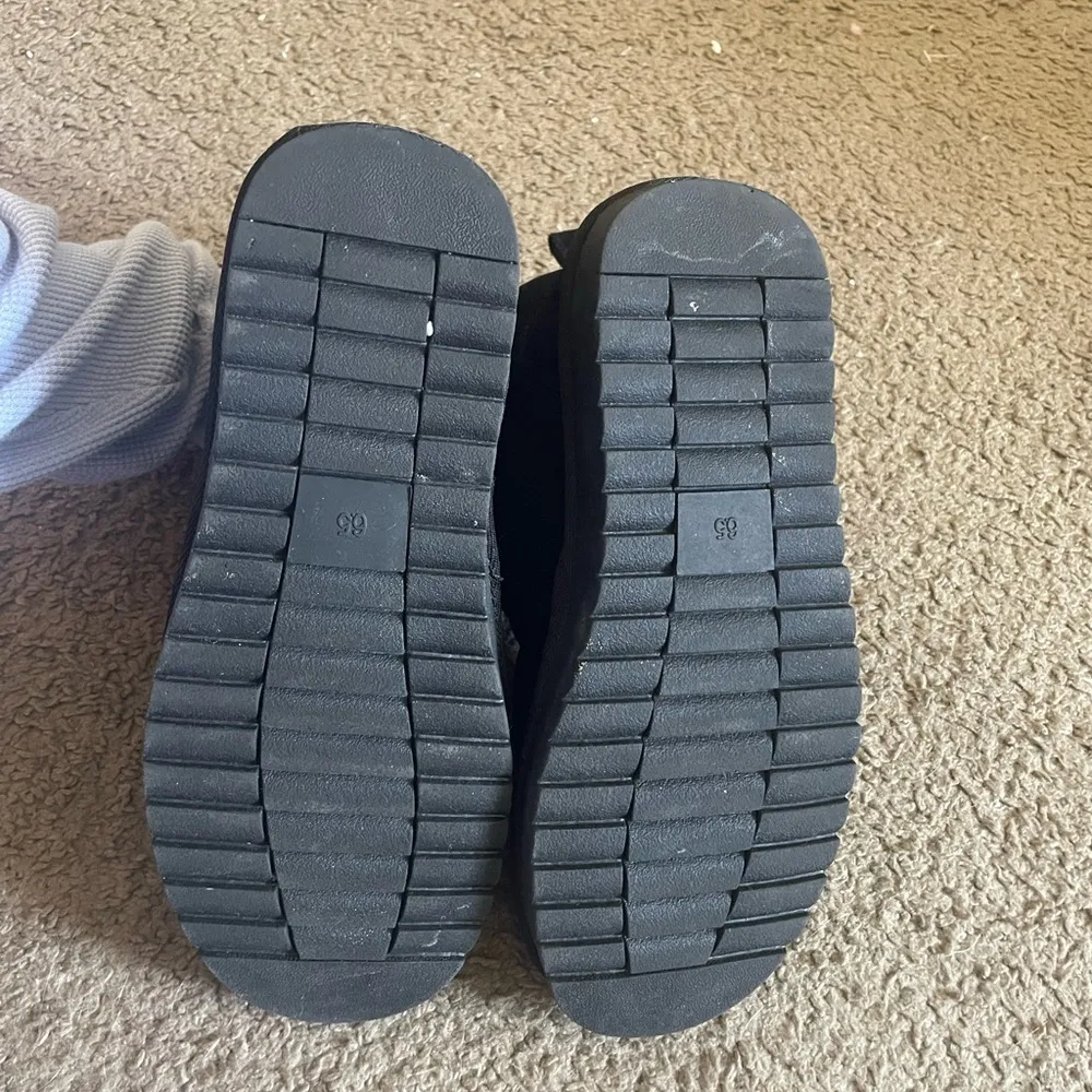 Faux Fur Suede Hightop Ankle Rise Boots Black Size 6.5 - Image 8