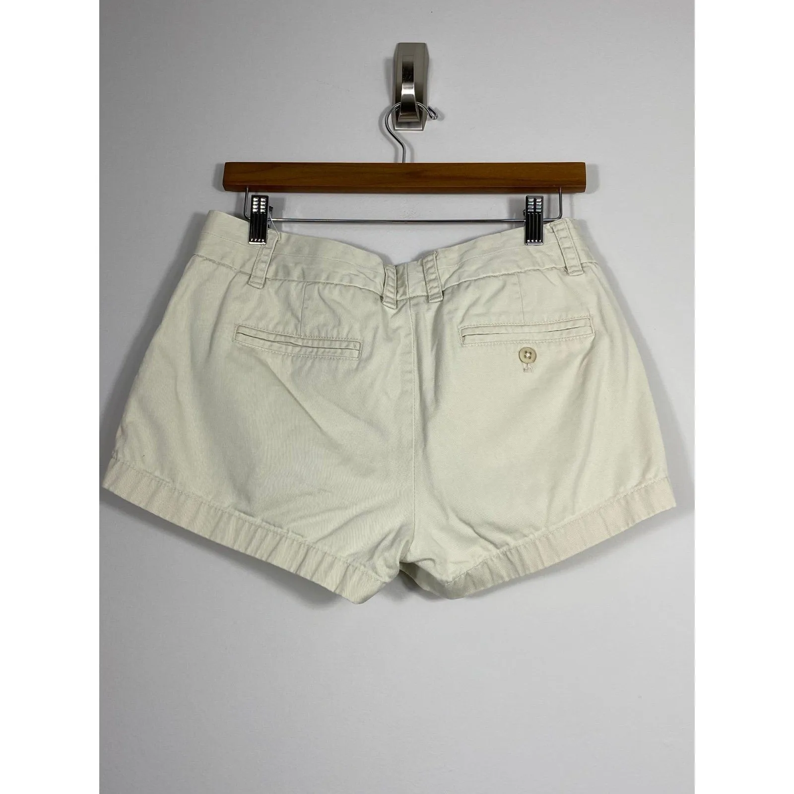 J.Crew Chino Classic Twill Shorts – Size 6 Beige - Image 2