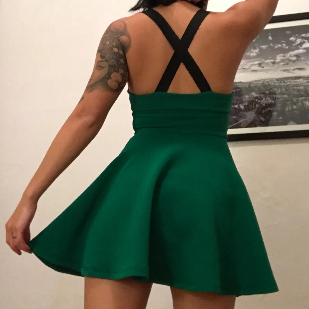 Green Deep V Fit and Flare Dress Silence & Noise Urban outfitters BDG XS - Image 2