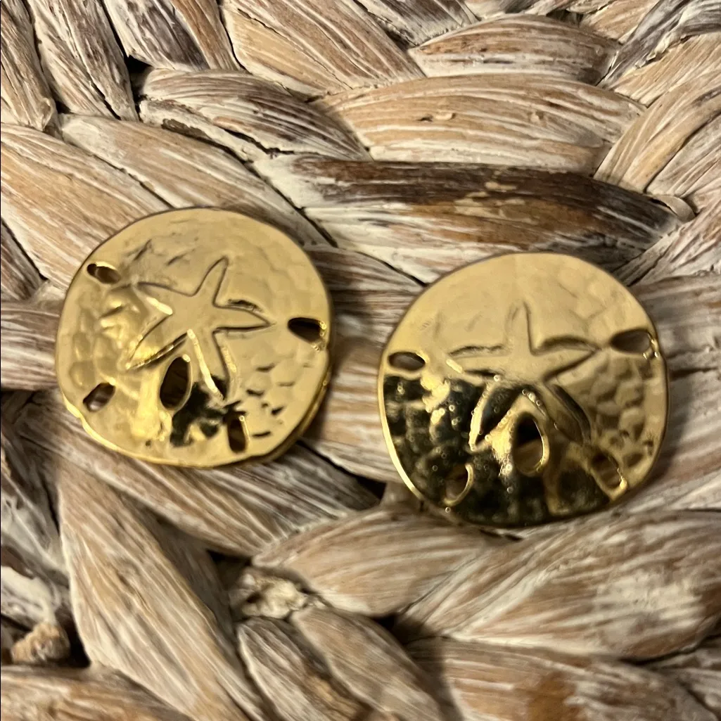 Gold Tone Sand Dollar Starfish Earrings - Image 3