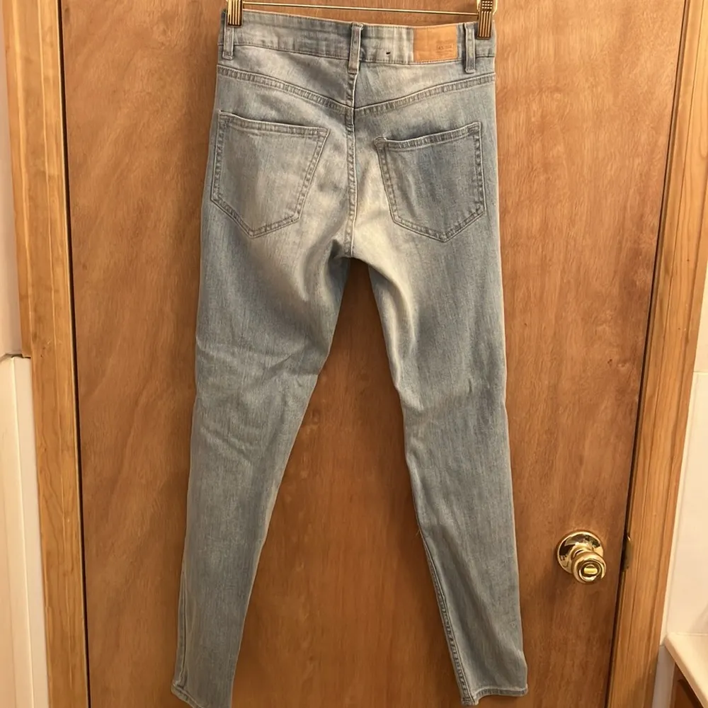 H&M Divided low rise distressed skinny jeans size European 6 - Image 10