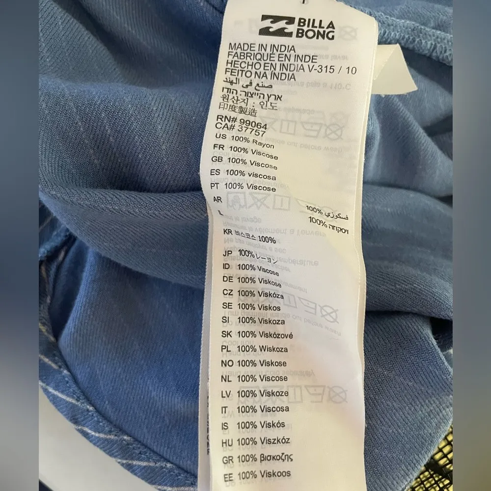 Blue & White Striped Long Sleeve Button Down Women's Shirt Size Small - Image 13