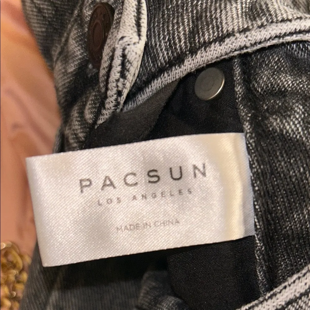 PacSun Black Distressed Ankle Cropped Jeans - Image 4