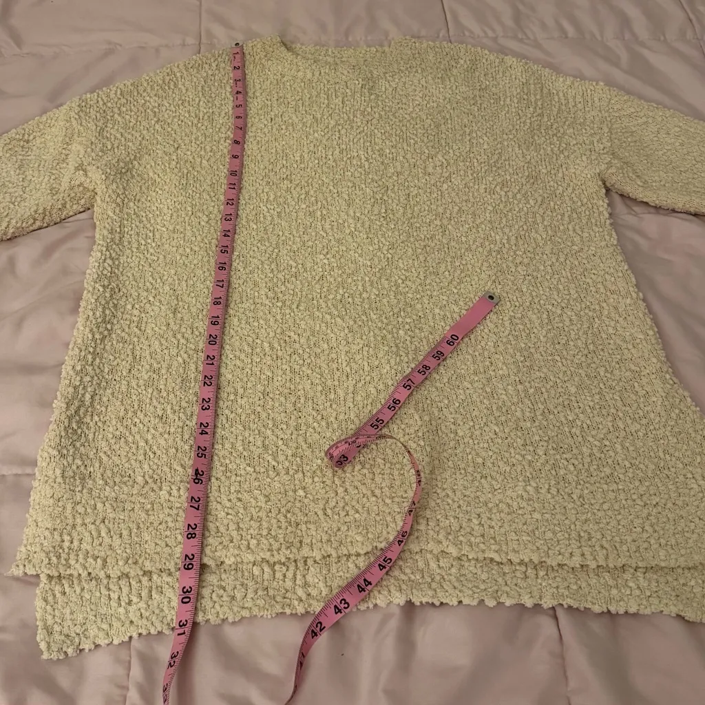 Textured Cream beige crewneck hi low Knit Sweater, size L cottagecore soft cozy Size L - Image 5