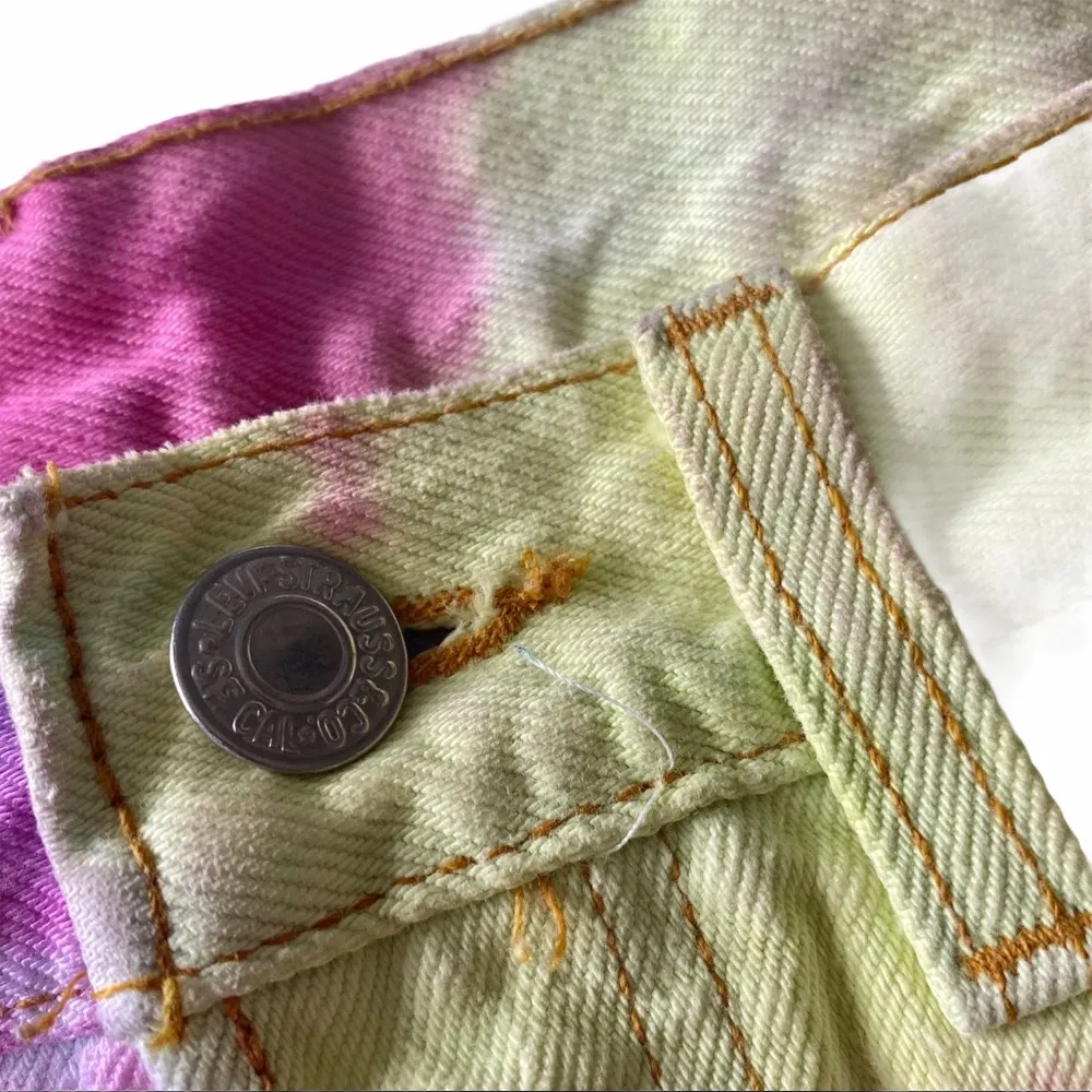 Vintage: Levi's® ★ Red Tab 501’s® ★ Ripped Tie Dye Cut Off Festival Denim Shorts - Image 6