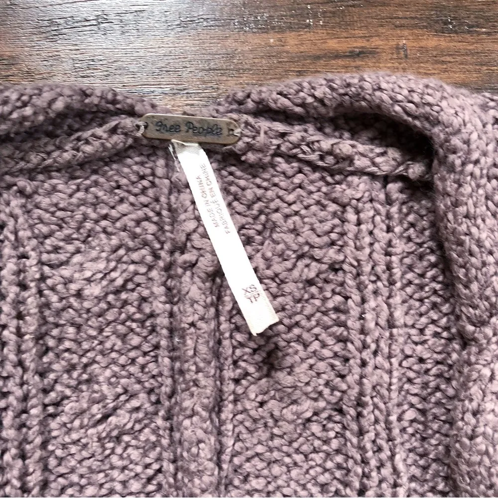 Free People • Easy Cable V Neck Sweater taupe Mushroom oversized tunic cotton - Image 7