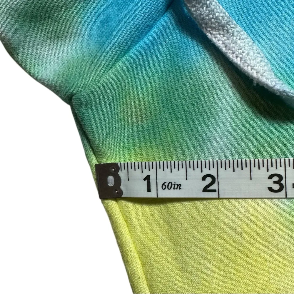 Hand Crafted Tie Dye Hoodie Spiral Rainbow Sassy Spellout Pullover Sweater med Pink - Image 9