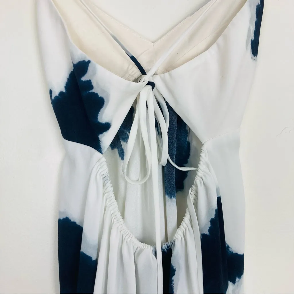 Wilfred Aritzia Cosmo white halter style dress in blue floral abstract print. 0 - Image 7