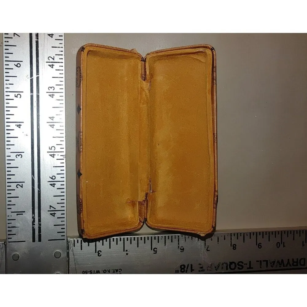 Munchen Vintage MCM Camel Brown Monogram Eyeglass Case Hard Shell 6x3x2 Leather - Image 4