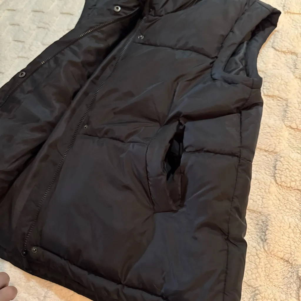 CISONO Black Outerwear Puffer Vest with Pockets, Polyester, Women’s Large - Image 5