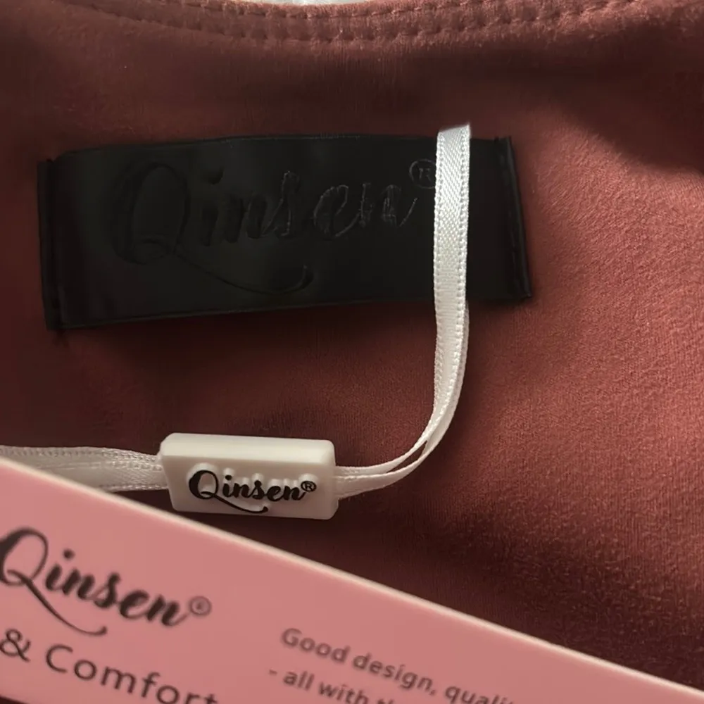 Qinsen Rust Brown Sleeveless Romper size 4 - Image 4