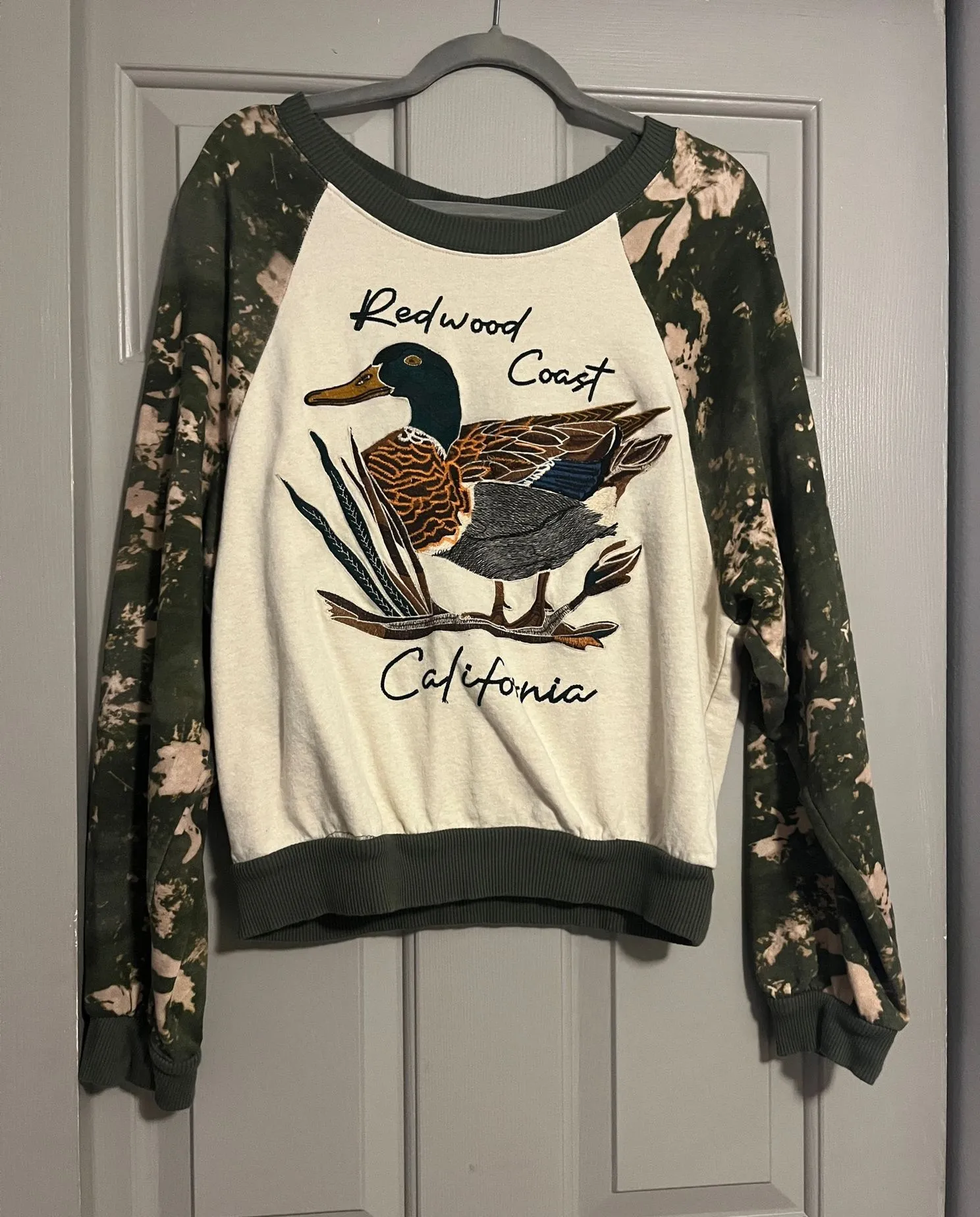 Pilcro Niki Bubble Duck Graphic Sweatshirt Green Size Large - Image 1