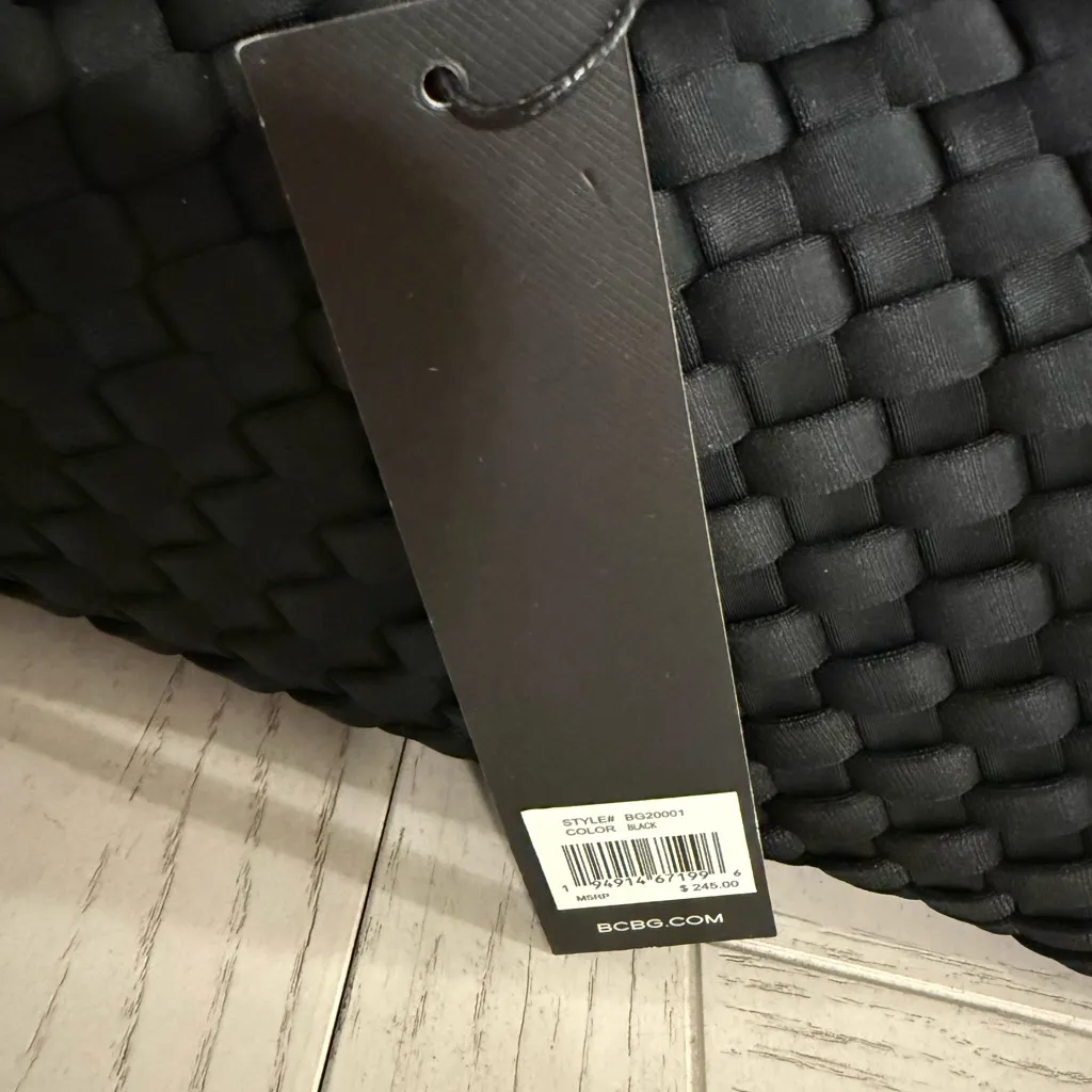 BCBG Maxazria Woven Neoprene Large Tote Bag & Pouch Set Black NWT - Image 9