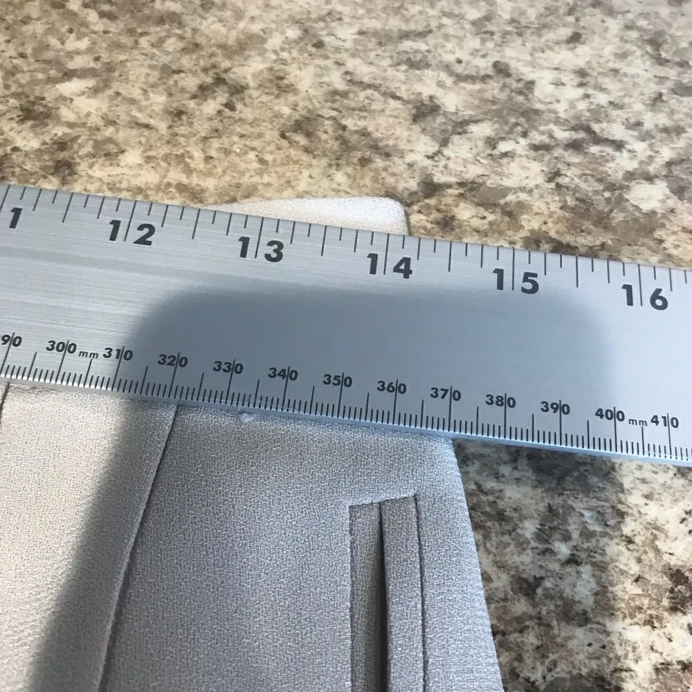 Nygard Collection Cream Dress Pants Size 10 Petite - Image 13