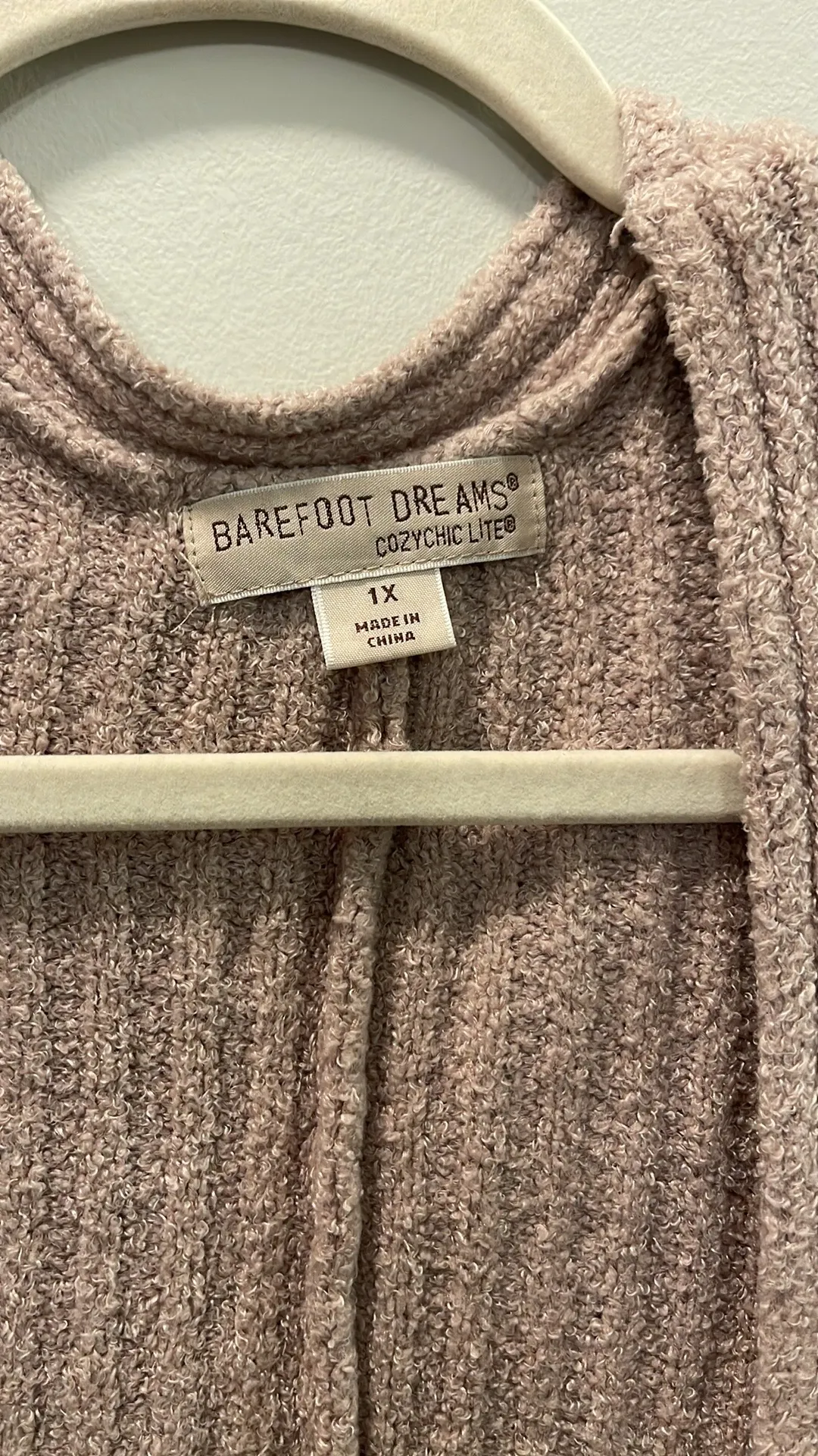 Barefoot Dreams Sweater - Image 4