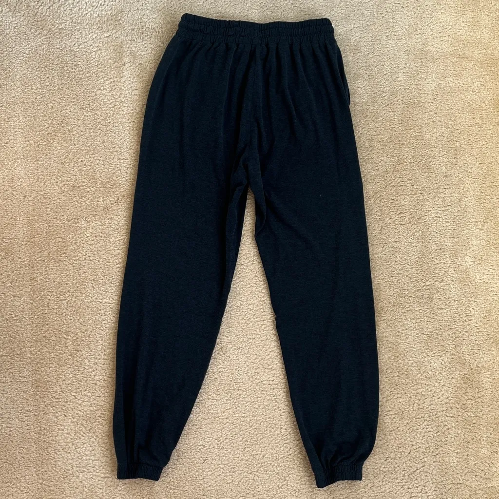 Girlfriend Collective Joggers in Black Women's Small - Image 2