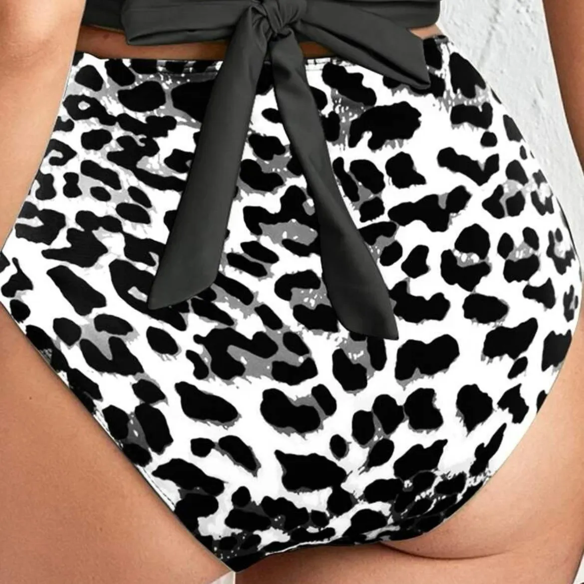 NEW IN BAG,  Leopard Print Ruched Bikini Swim Bottoms, Plus Size 3XL - Image 2