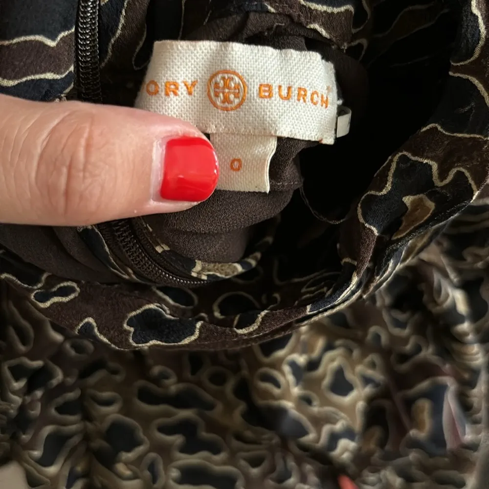 Tory Burch Animal Cheetah Print Silk Mock Neck Long Sleeve Blouse - Image 4