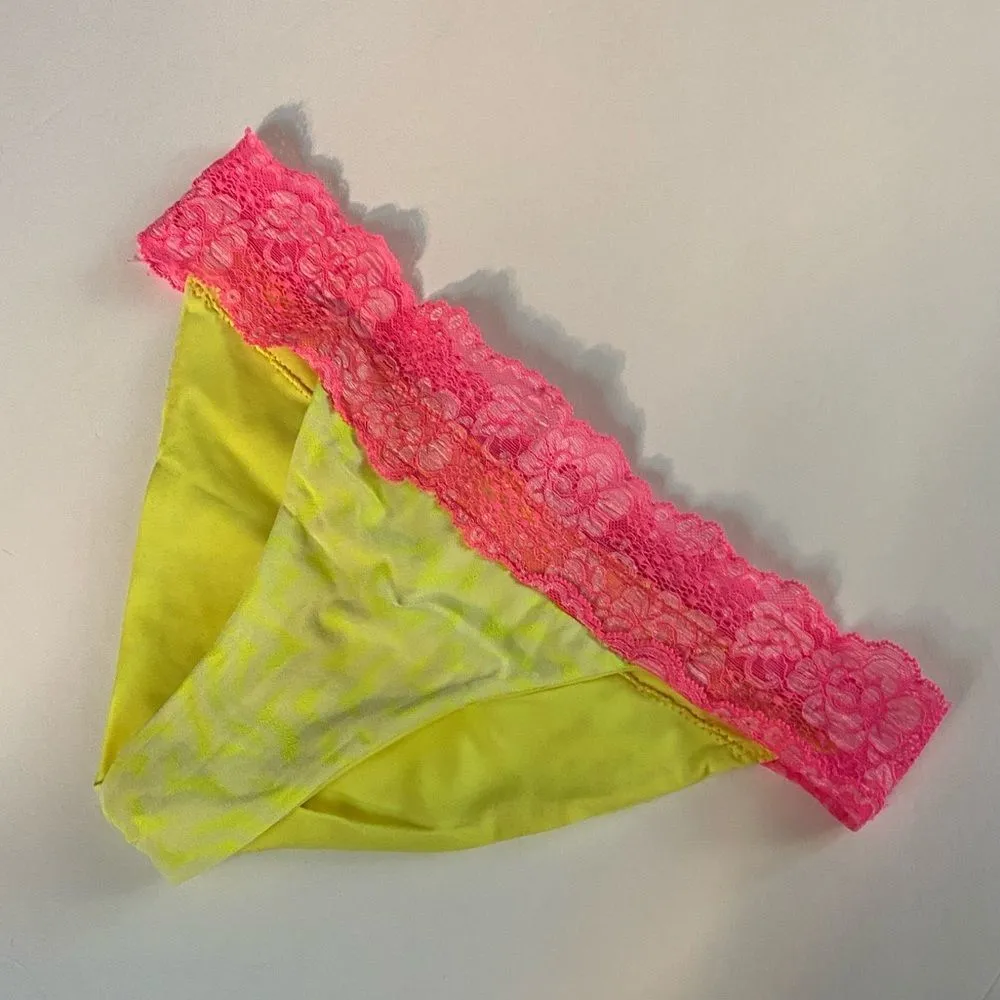 Beach Bunny Bikini Bottom‎ - Image 9