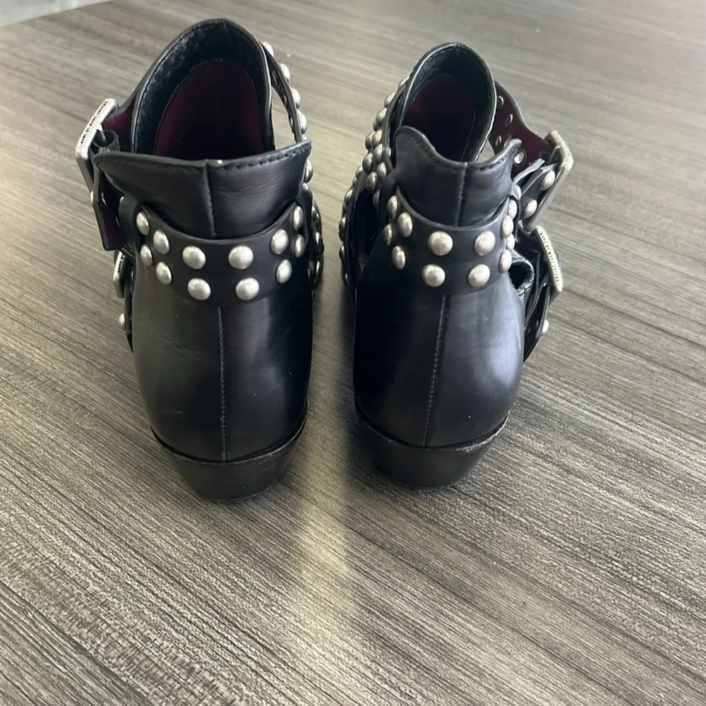 Marc Jacobs Studded Black Leather Ankle Boots.  Size 37/US 7 - Image 3