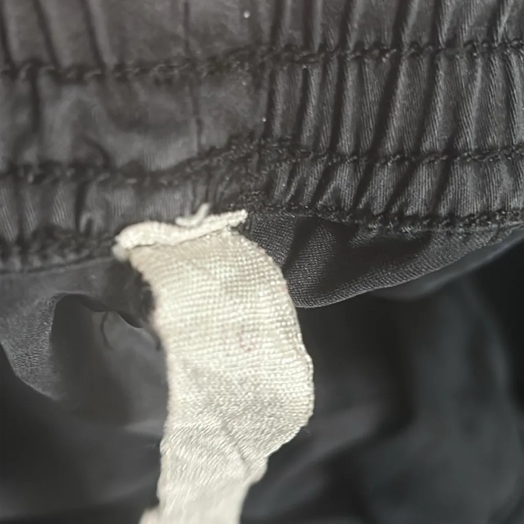 Lululemon reversible crop pants size 10 - Image 6