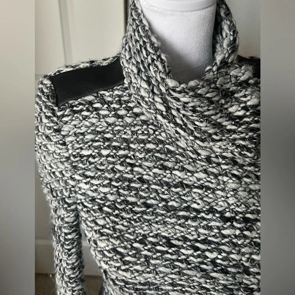 IRO josefina Black and White wool blend high Neck knitted jacket - Image 3