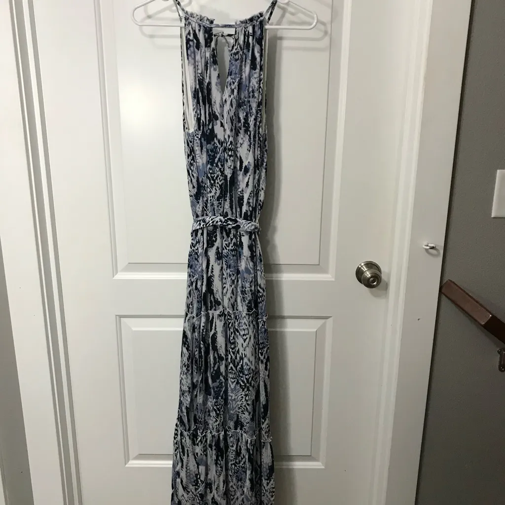 Roan & Ryan Naomi Tiered Halter Dress Size Medium 19” Pit to Pit EUC Blue - Image 3