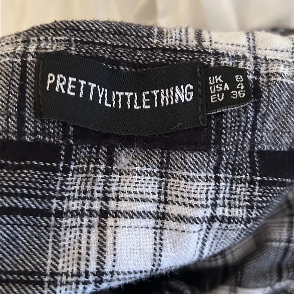 PrettyLittleThing Oversized Plaid Button Down Flannel - Image 5