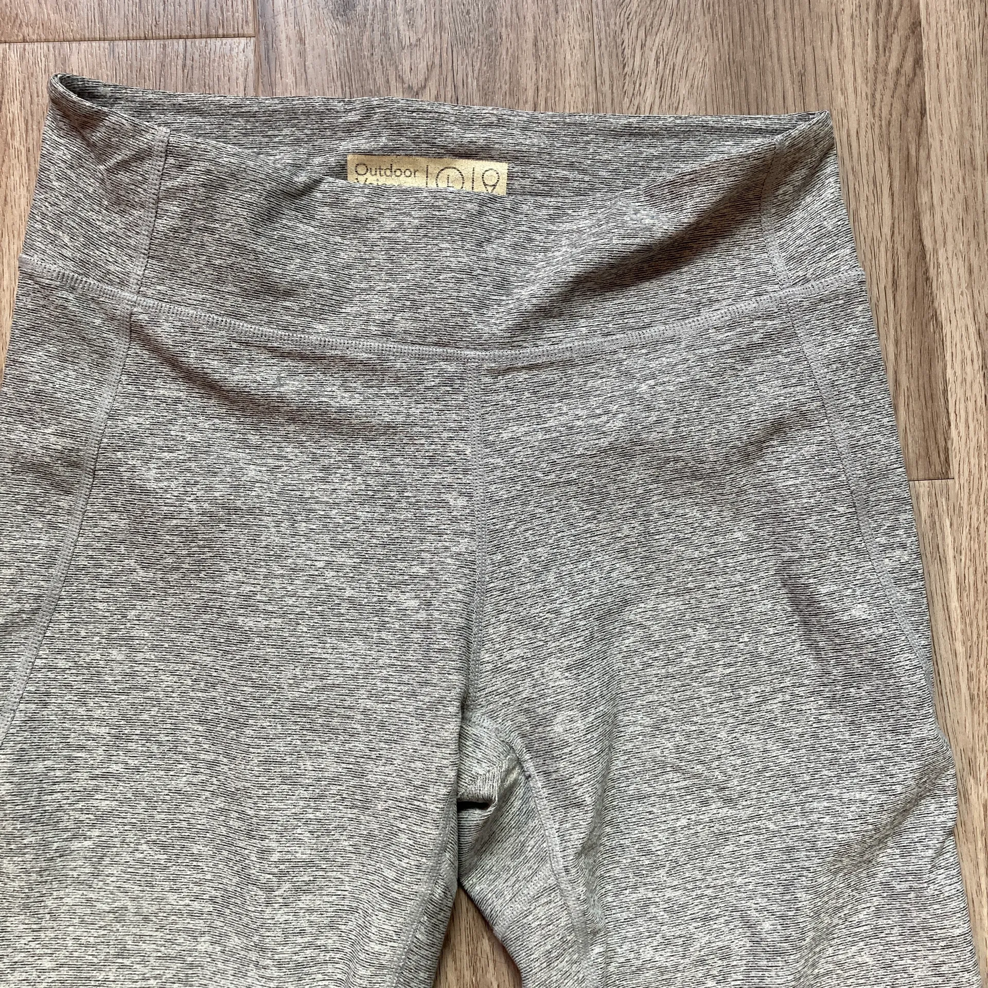 Outdoor Voices 7/8 Dipped Warmup Leggings Size L - Image 4