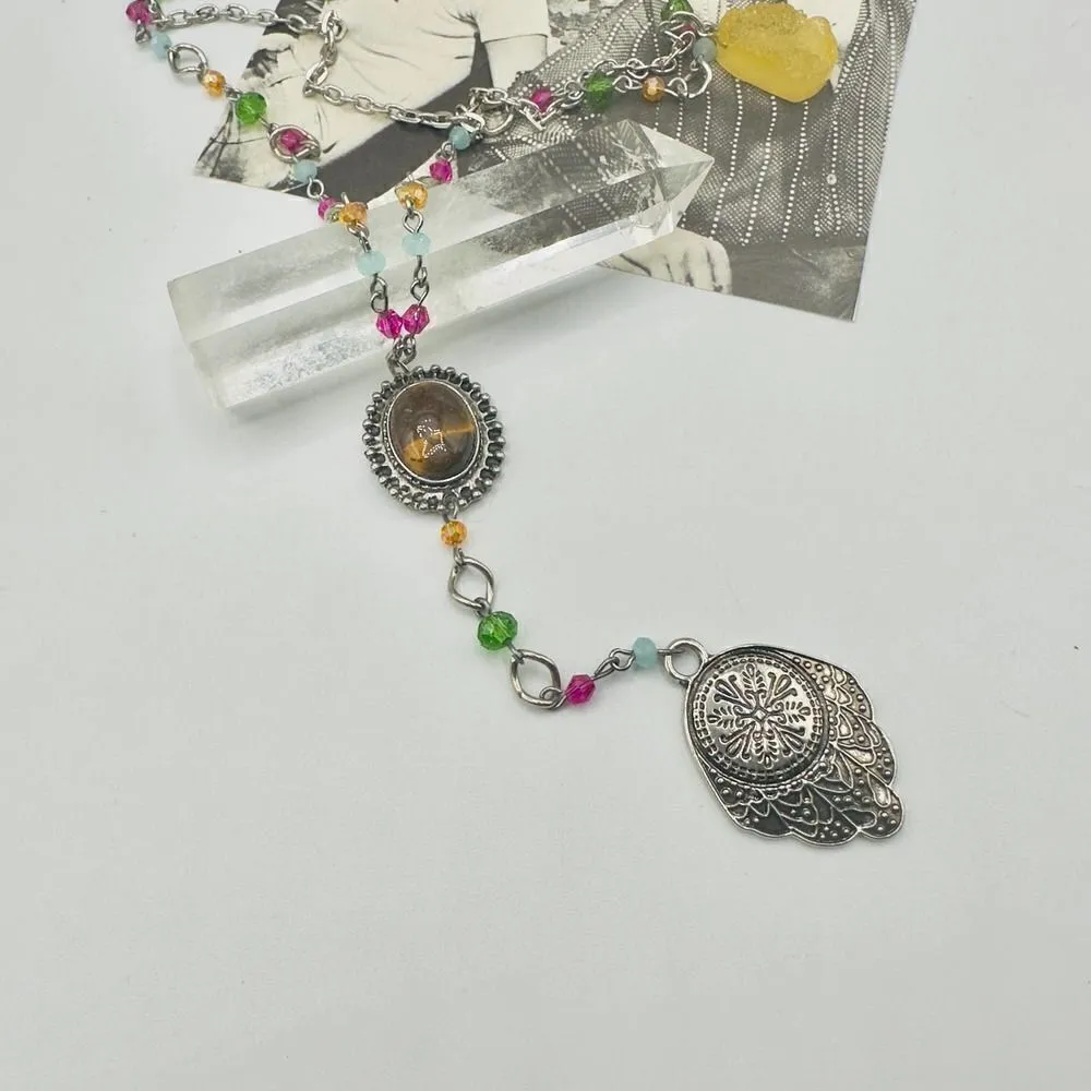 Hamza Tigers Eye Crystal Necklace Silver - Image 3