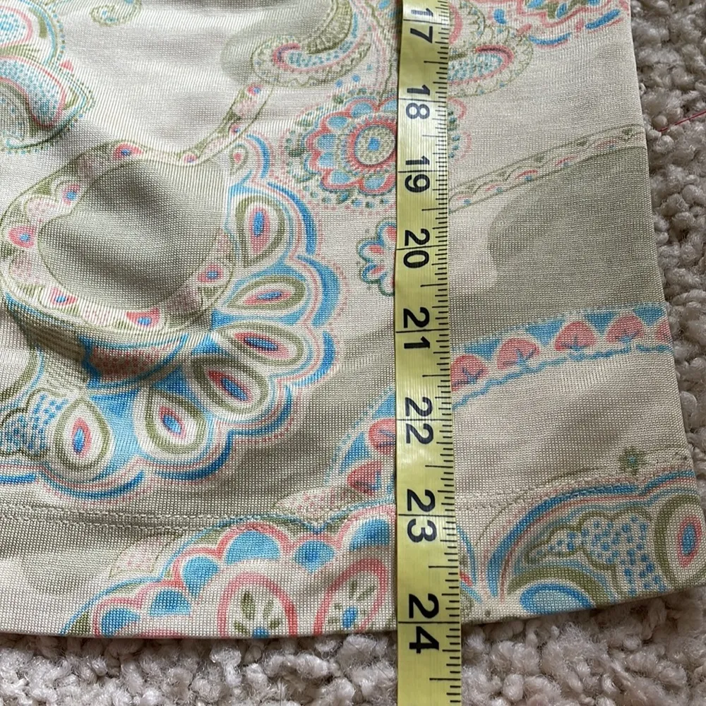 Tommy Bahama 100% silk drape patterned tank - Image 7