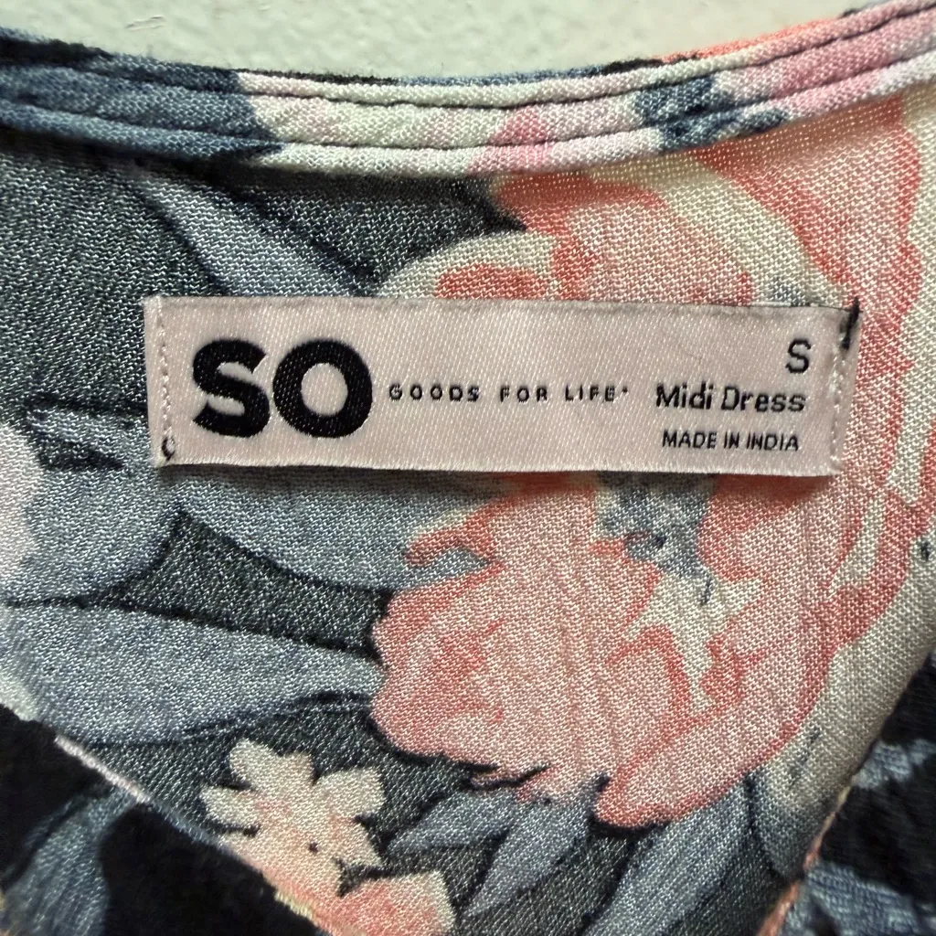 SO Floral Tie-Front Midi Dress – Size Small – Black Peach Floral - Image 7