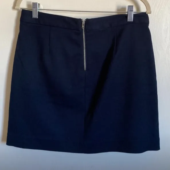 Gap Black Zipper Mini Skirt - Image 9