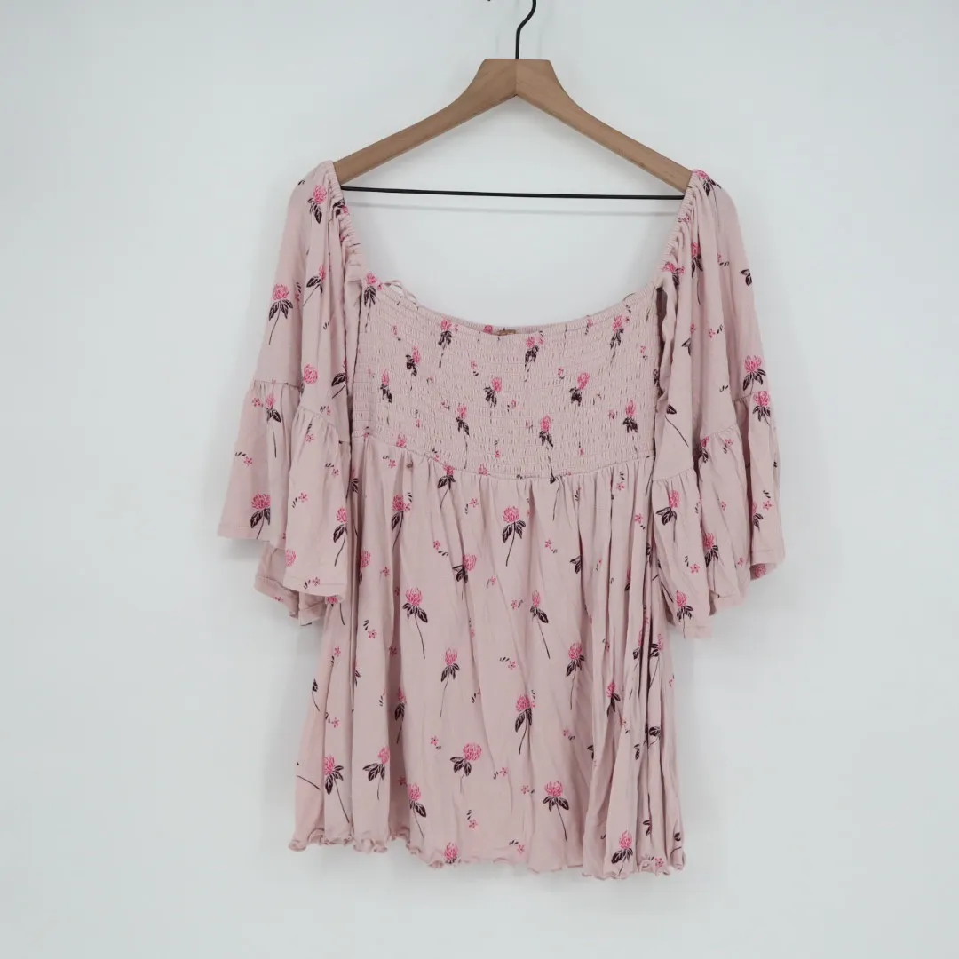 Free People Pink Floral Smocked Square Neck Bell Sleeve Blouse Top M - Image 2