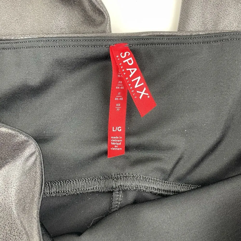 SPANX Women's Faux Leather Shiny Black Glossy LEGGINGS #2437 Size Large - Image 4