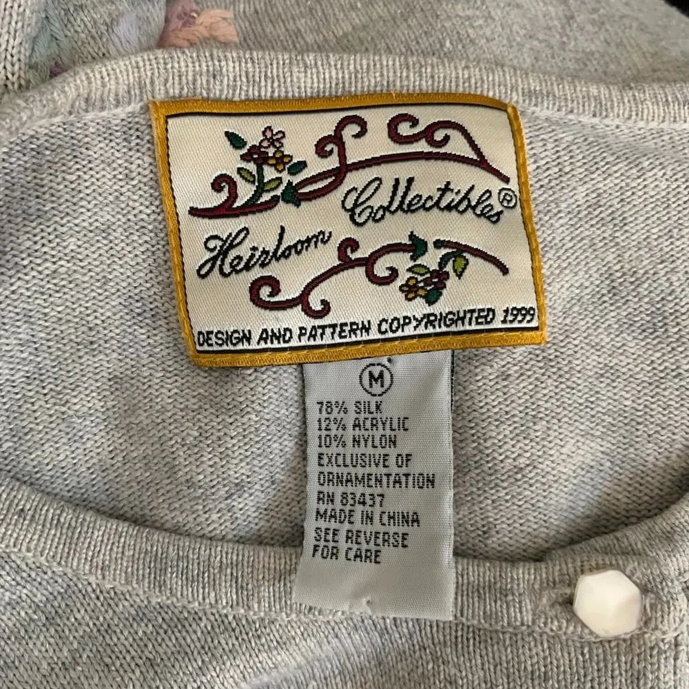 Heirloom Collectibles Silk Cardigan Sweater M Grey Embroidered Floral Buttons - Image 8