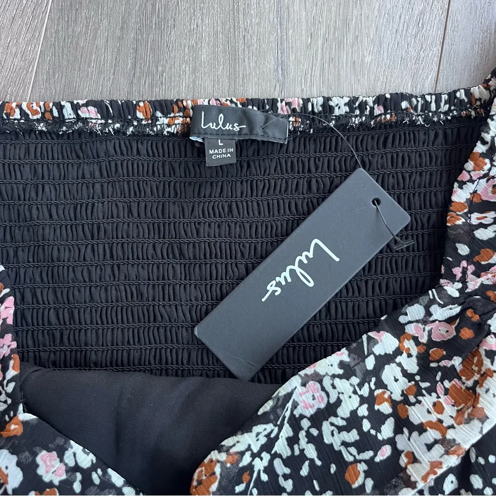 Lulus Womens Black Floral Crop Top Blouse Smocked Long Sleeve L NWT - Image 4