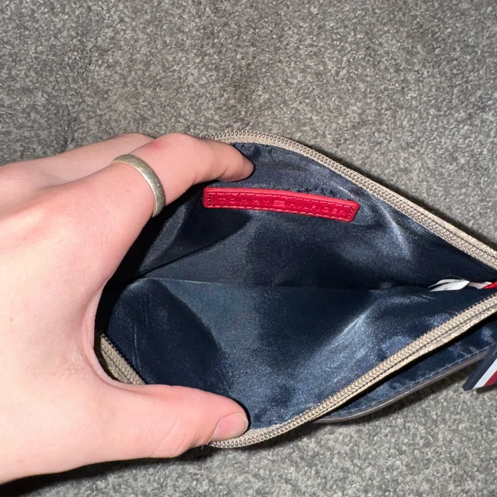 Tommy Hilfiger Brown Clutch Purse - Image 4