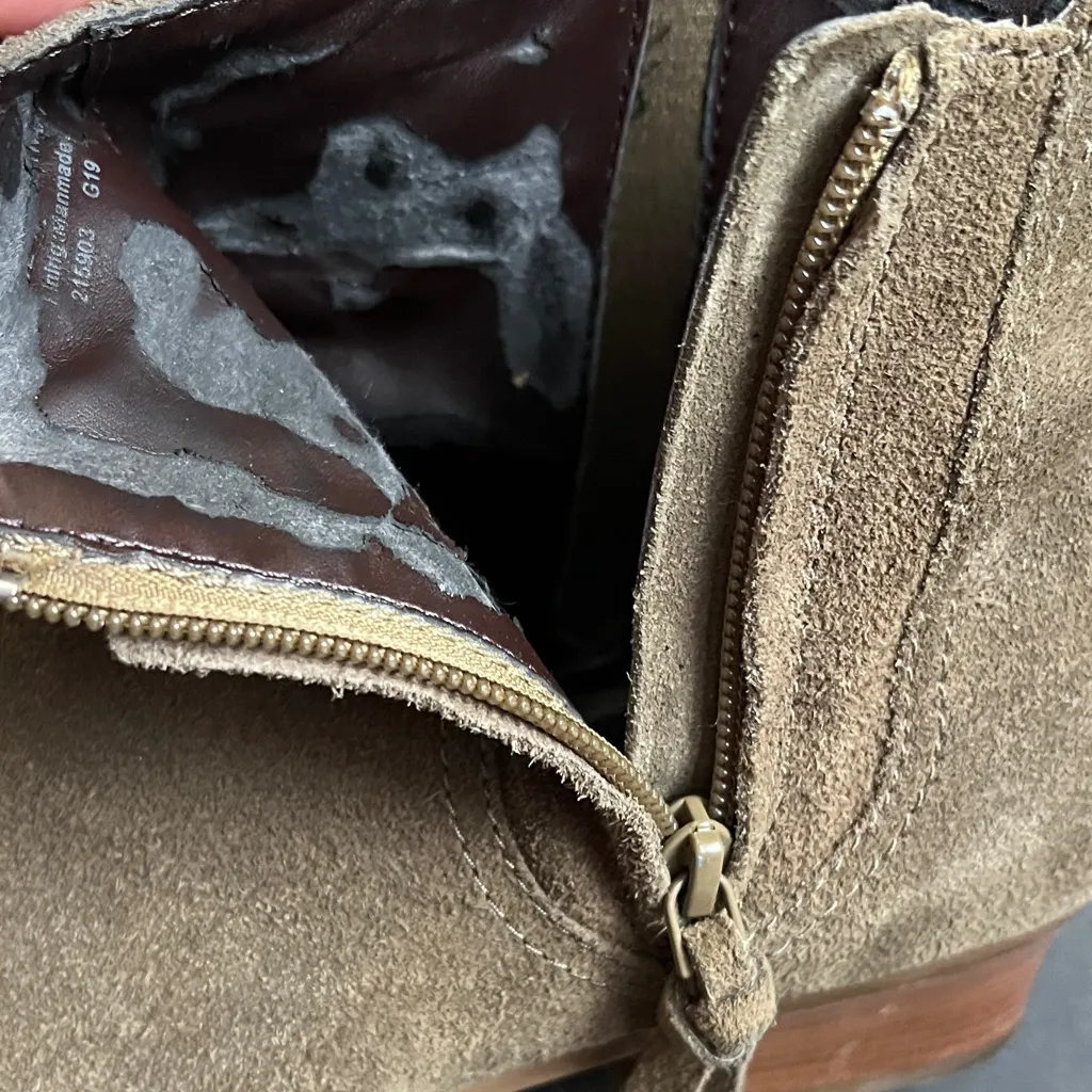 COLE HAAN HADLYN SUEDE
BOOTIE Women's Suede Ankle Boots - Green Suede - Image 9