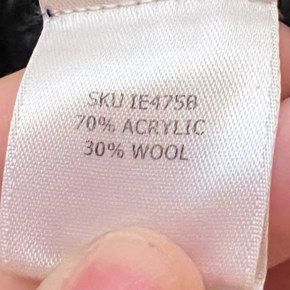 VOX LUX Navy Slash Shoulder Sweater Size L - Image 10