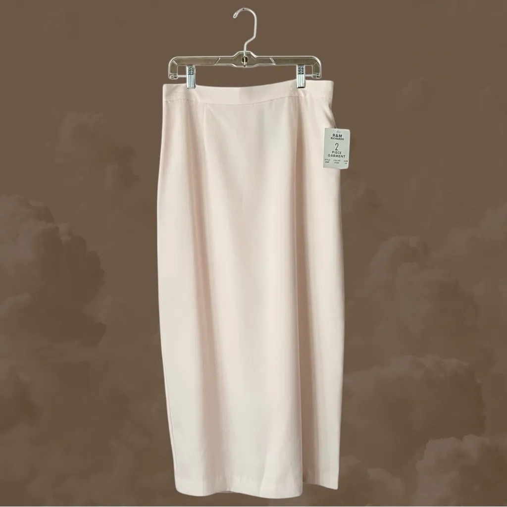 NWT R & M Richard’s 2 piece Pale Pink Beaded Jacket and maxi skirt. Size `16. - Image 7